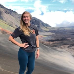 Meet your Posher, Stephanie